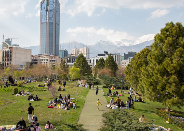 Iranians Seek Respite in Nature Amid the War