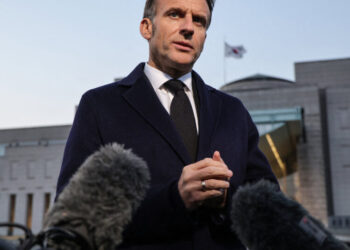 Macron Voices Europe’s Frustration With Trump as Fighting Rages and Missiles Fly