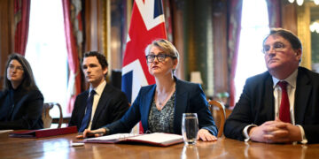 Britain Says It Will Host Military Talks on Securing Strait of Hormuz