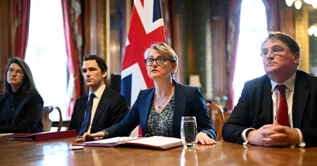 Britain Says It Will Host Military Talks on Securing Strait of Hormuz