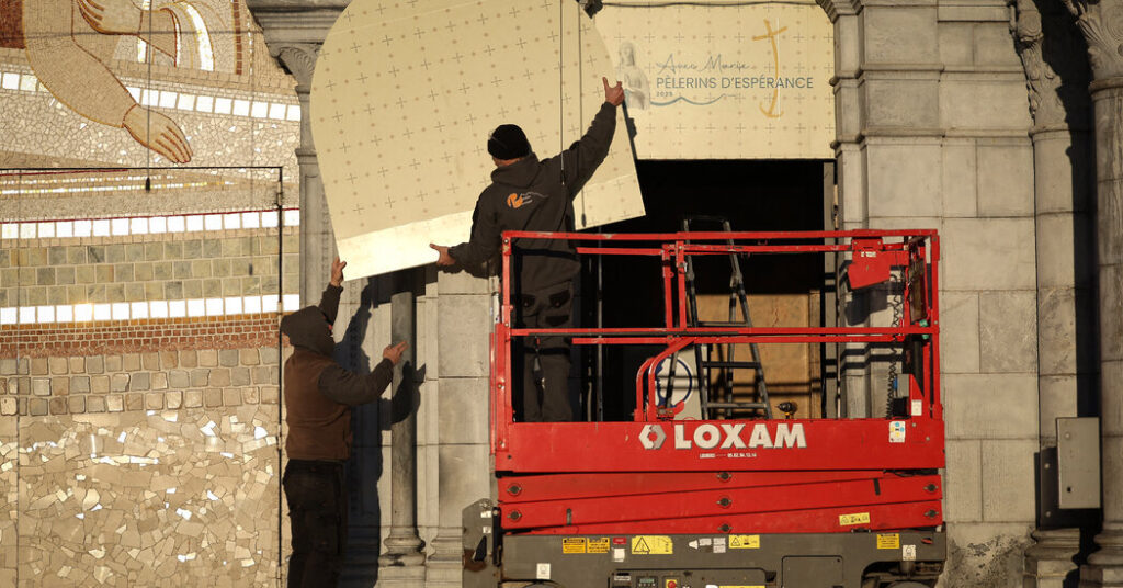 Should Churches Remove Art by a Priest Accused of Sexual Abuse?