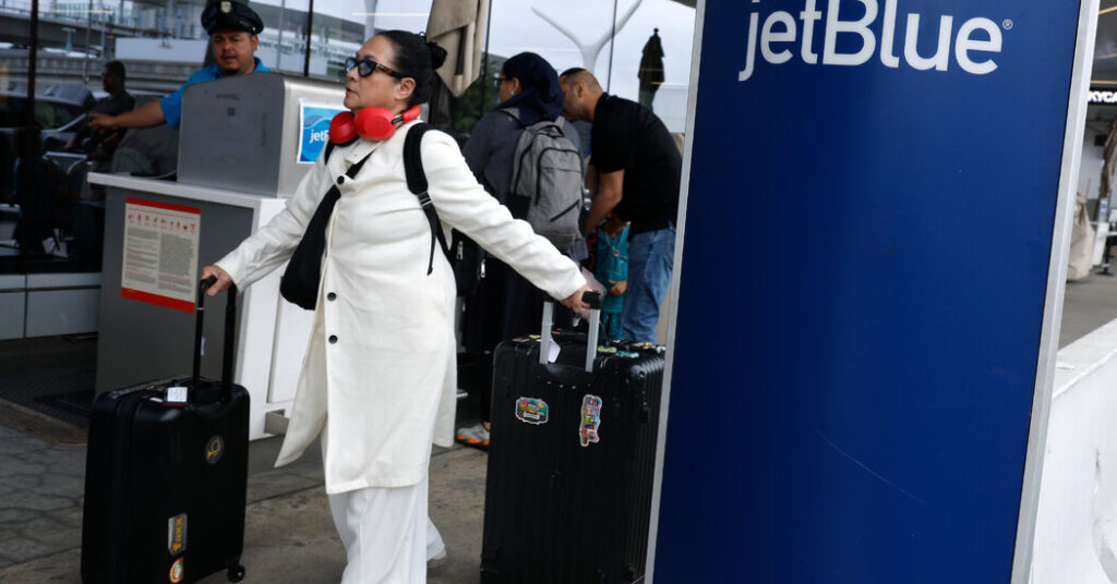 JetBlue Raises Checked Bag Fees as Fuel Costs Soar