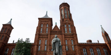 Seats Left Empty on Smithsonian Board as Strain With White House Persists