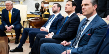 In Trump’s Orbit, Women Aren’t the Only Ones Concerned About Their Looks