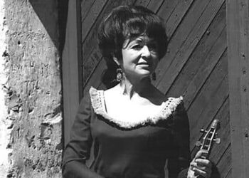 Elisabeth Waldo Dies at 107; Fused Indigenous and Western Sounds