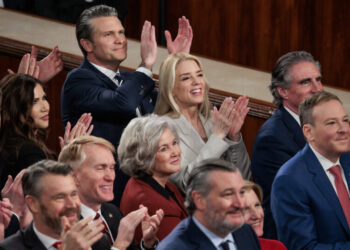 Trump Needs Smarter Sycophants