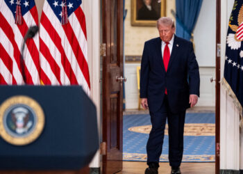 Trump’s Lesson From Risky Rescue: Threaten to Go Harder at Iran