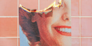 Women Need Treatment for Hot Flashes. Why Is This So Hard?