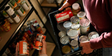 A Food Pantry Network Suddenly Shuttered, Leaving Thousands Scrambling