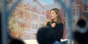‘Good to be Home’: Savannah Guthrie Returns to ‘Today’