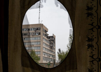 Trump Says Iran Cease-Fire Proposal Is ‘Not Good Enough’ as Deadline Approaches