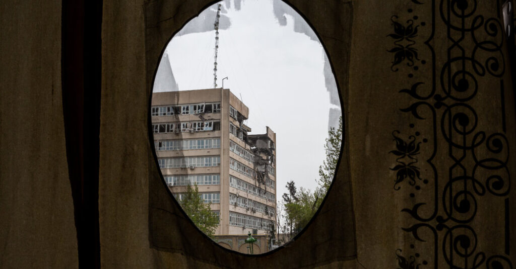 Trump Says Iran Cease-Fire Proposal Is ‘Not Good Enough’ as Deadline Approaches