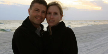 Astronauts Dedicate Moon Crater to Carroll Wiseman, Wife of NASA Commander