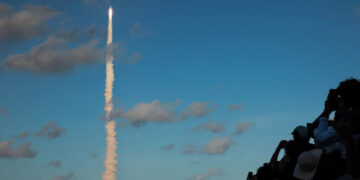 What’s the Point of Sending People Into Space? An Astronaut, Scientist and Journalist Debate.