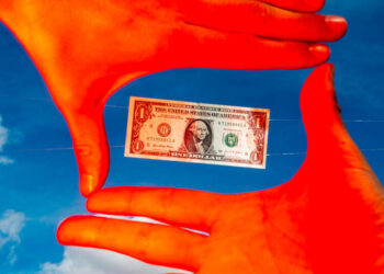 This Is Starting to Look Like a Slow-Motion Bank Run