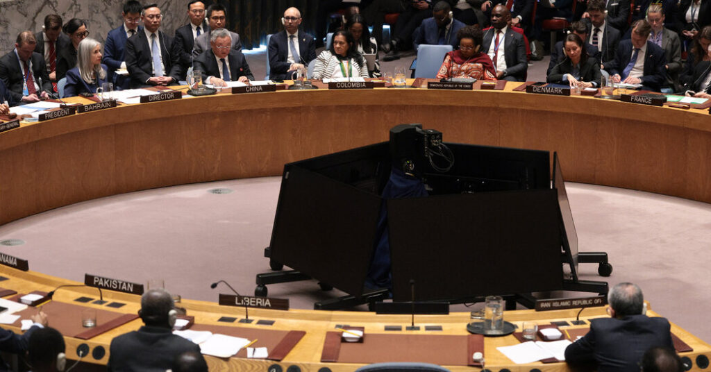 Russia and China Veto Proposed U.N. Resolution to Open the Strait of Hormuz