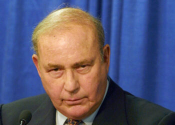 David B. Cornstein, Envoy Who Built U.S. Ties to Orban, Dies at 87