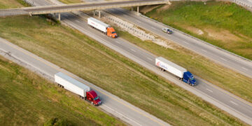 Truckers Kill More Than 5,000 People a Year. Regulators Are at Fault.