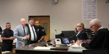 In 20 Minutes, Gilgo Beach Killer Admits to Murdering 8 Women