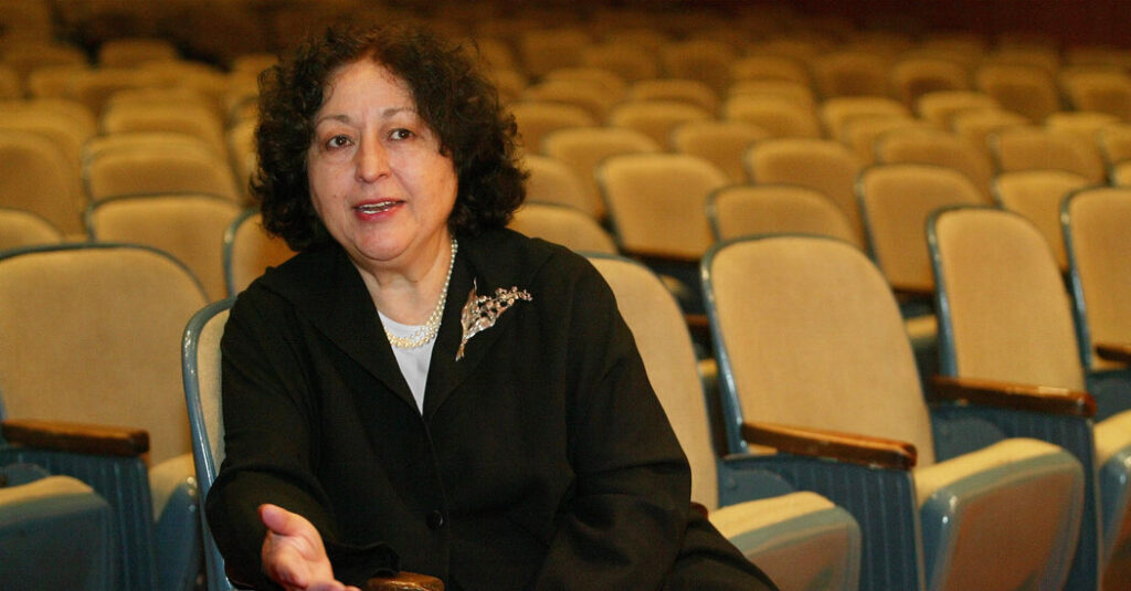 Hilde Limondjian, Met Museum’s Longtime Concert Impresario, Dies at 89