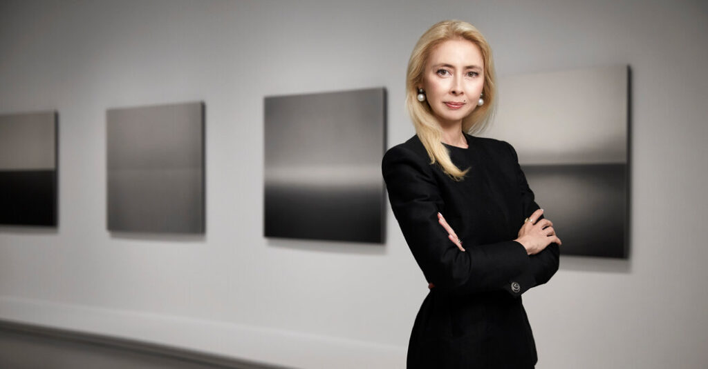 In Museum Shake-Up, Leader Exits Smithsonian to Run Guggenheim