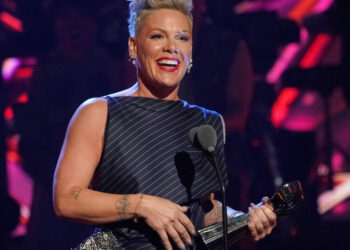 A Tony Awards Surprise: This Year’s Host Will Be Pink