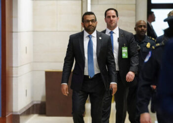 Intelligence Court Renews Surveillance Program Whose Law May Soon Lapse