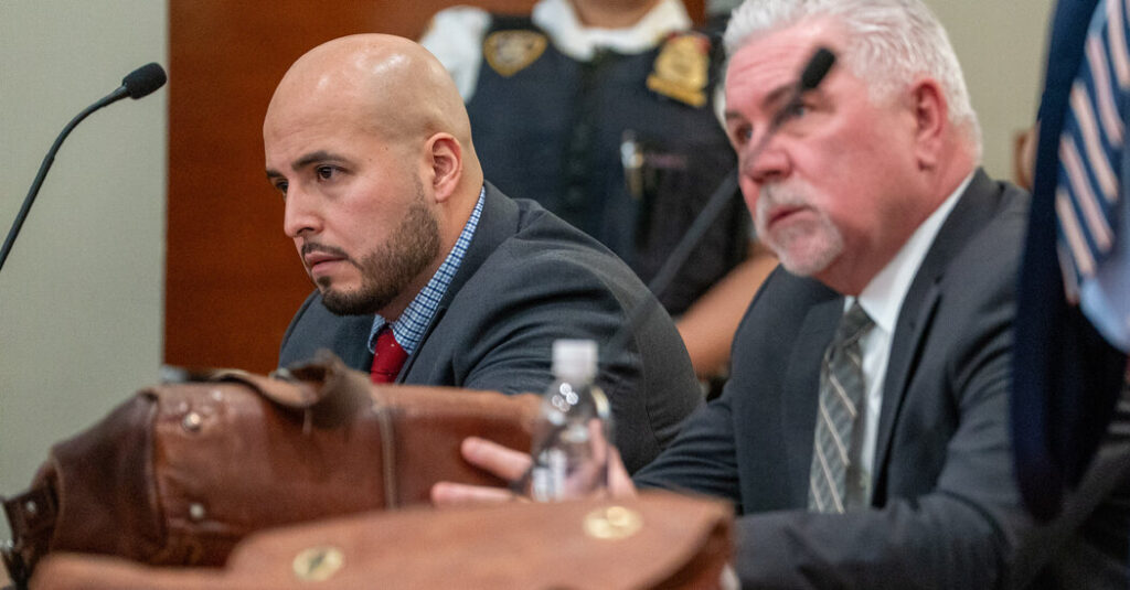 Former N.Y.P.D. Sergeant Gets at Least 3 Years in Bronx Man’s Killing
