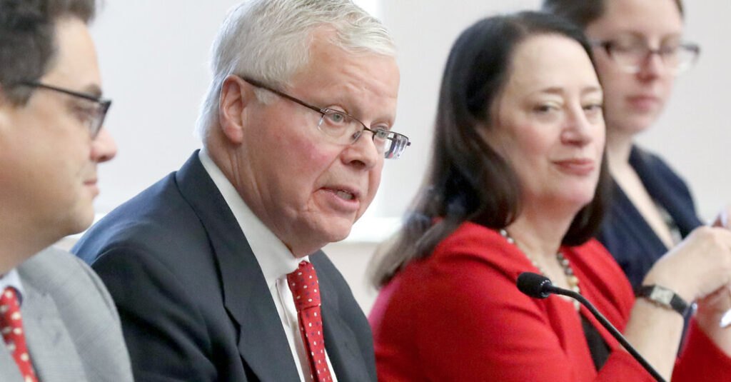 Top Regent Defends Firing of Wisconsin University Leader
