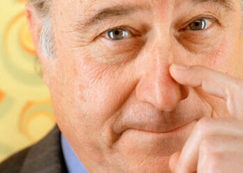 Fred Drasner, a Feisty Leader of The Daily News, Is Dead at 83