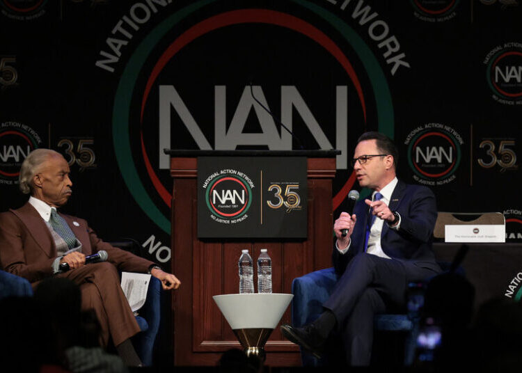 Eying 2028, Ambitious Democrats Court Black Voters