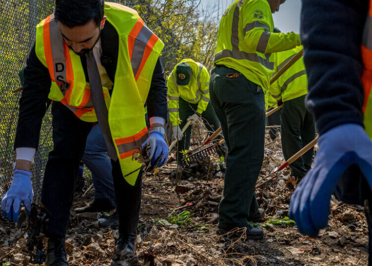 Mamdani, Leaning Into ‘Sewer Socialism,’ Gets His Hands Dirty