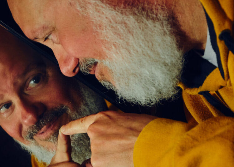 How David Cross Gets Ready for a Night of ‘Dangerous’ Comedy