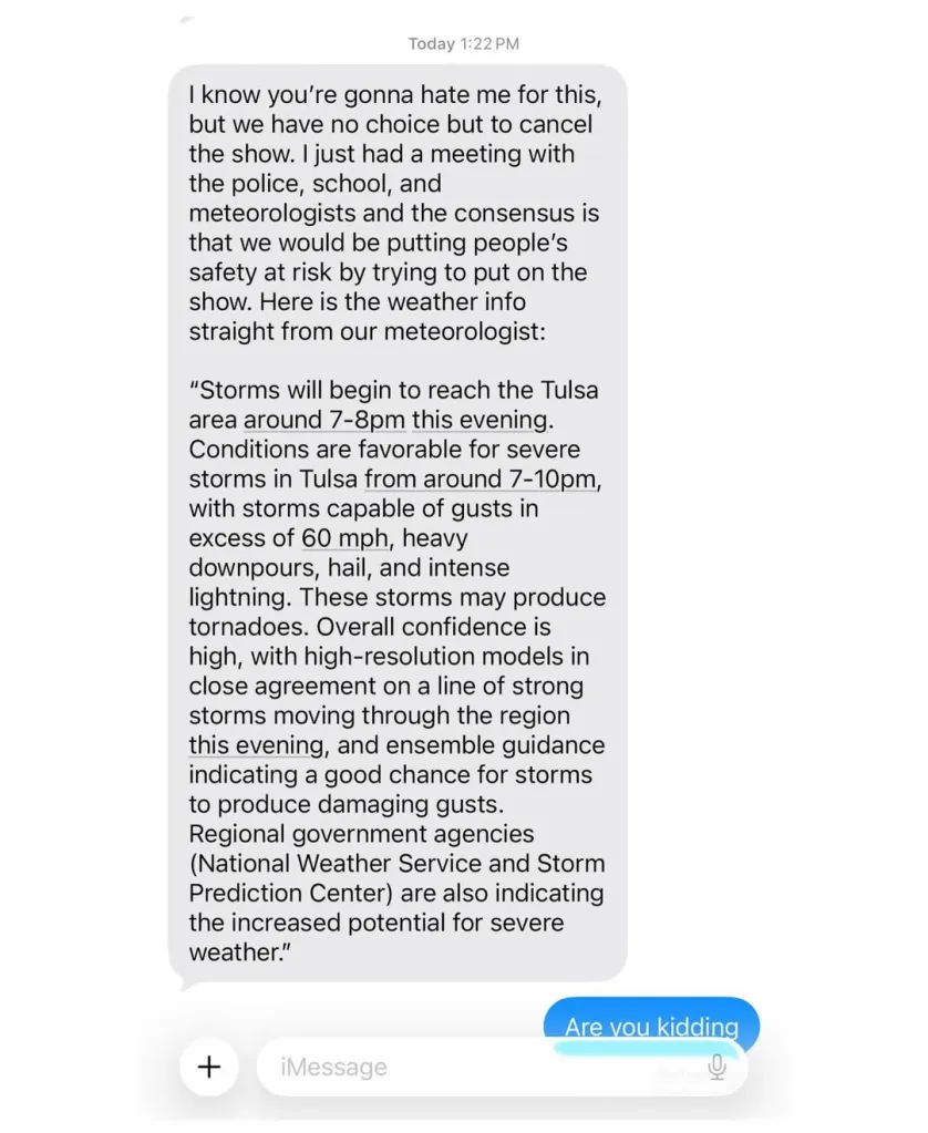A text message conversation about canceling a show due to severe weather.