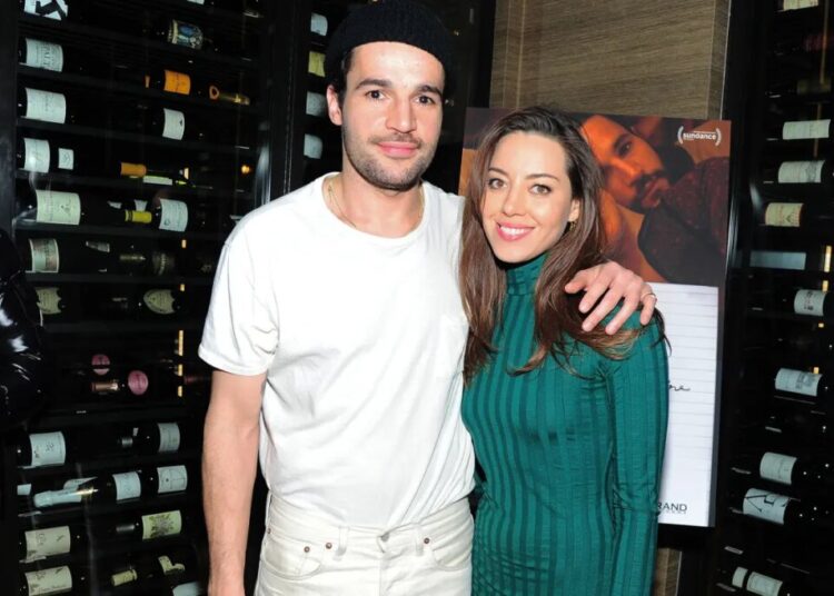 Aubrey Plaza pregnant with her first baby 1 year after husband’s death: report