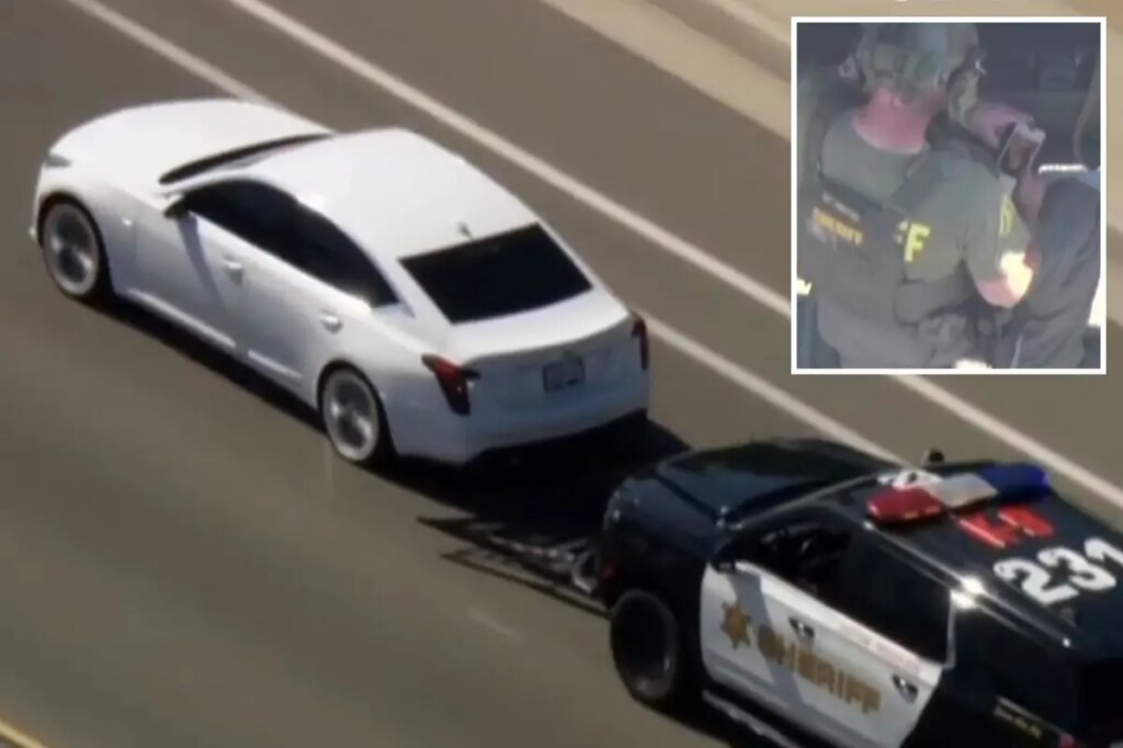 Elite cop caught swiping on dating app during fatal standoff where Batman-like gadget deployed
