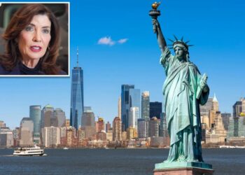 Gov. Hochul proposes taxes on NYC homeowners who own second house worth more than $5M