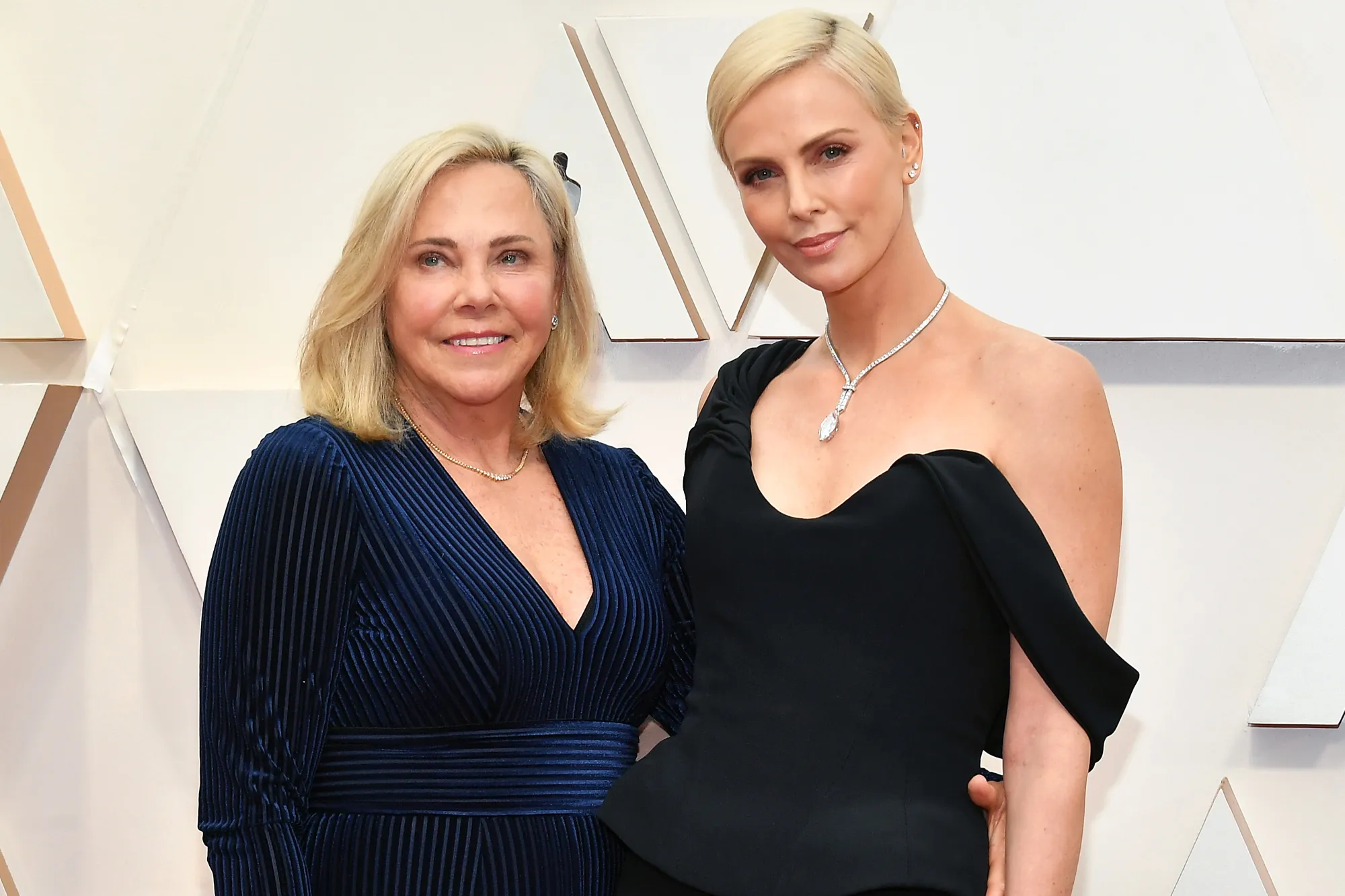 Charlize Theron with her mother at the Academy Awards in 2020.