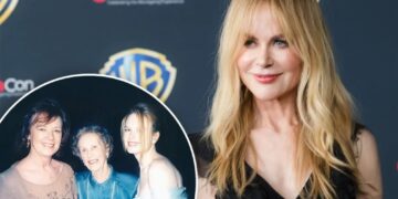 Nicole Kidman recalls being alone in Venice the night she learned her mom had died