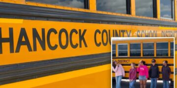 Mississippi middle school students stop bus after driver passes out