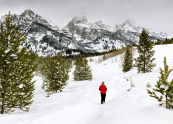 If He Leaves You on a Mountain, End Your Relationship