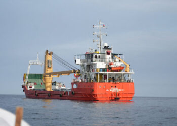 Oil Prices Surge Above $100 After Peace Talks Fail and Trump Threatens Blockade