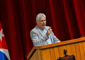 Cuba’s President Projects Defiance in Standoff With the U.S.