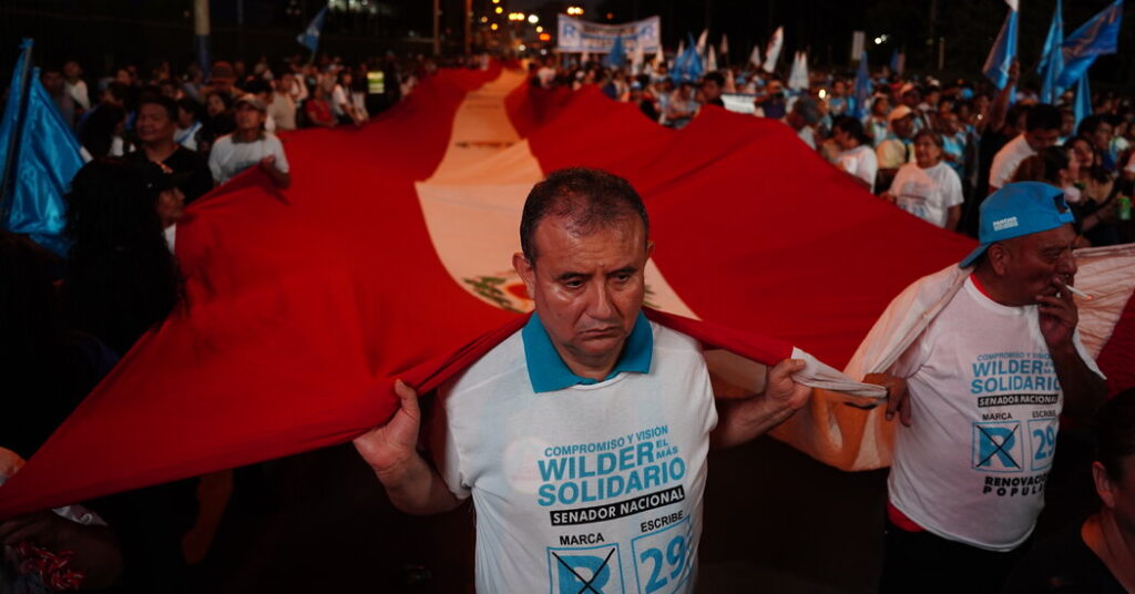 After Chaotic Election Day, Peru Orders 2nd Day of Voting for Some Areas