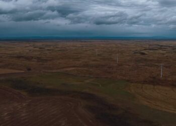 At a World War II Internment Camp, History Blows Away Wind Energy
