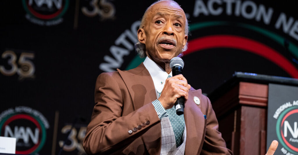 Potential 2028 Democrats Flocked to His Convention. Here’s How He Sized Them Up.