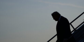 Trump’s Erratic Behavior and Extreme Comments Revive Mental Health Debate