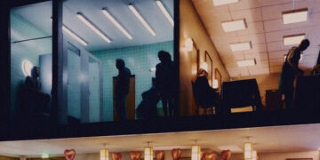 From a Wedding to a School in 90 Seconds: Backstage Magic at the Met