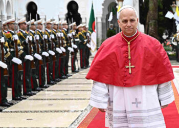 Trump Attack on Pope and Posting of Jesus Image Draws Widespread Criticism