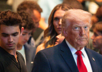 After Criticizing Pope, Trump Posts Image of Himself as a Jesus-Like Figure